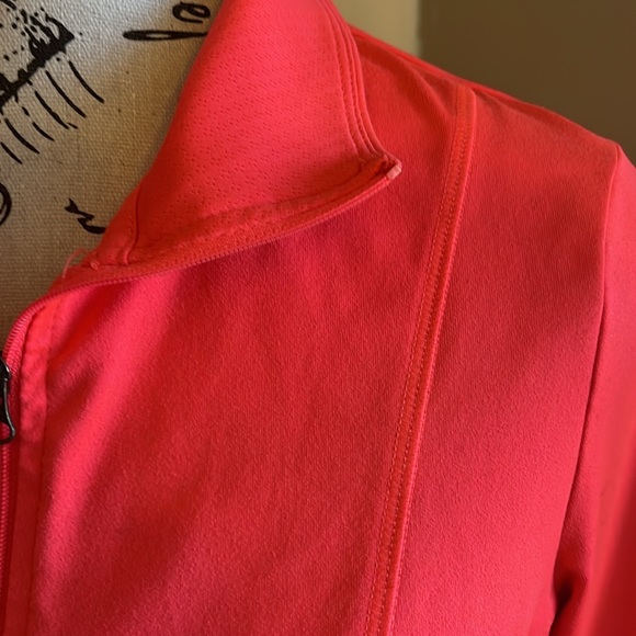 Jacket - Picture 2 of 5